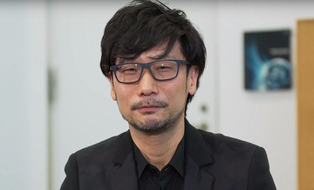 Hideo Kojima si complimenta con Ueda per il lancio di The Last Guardian.jpg